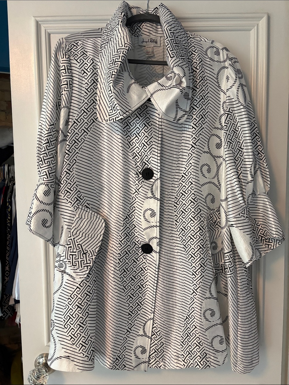 Plus Size B&W Patterned Button-Front Evening Jacket